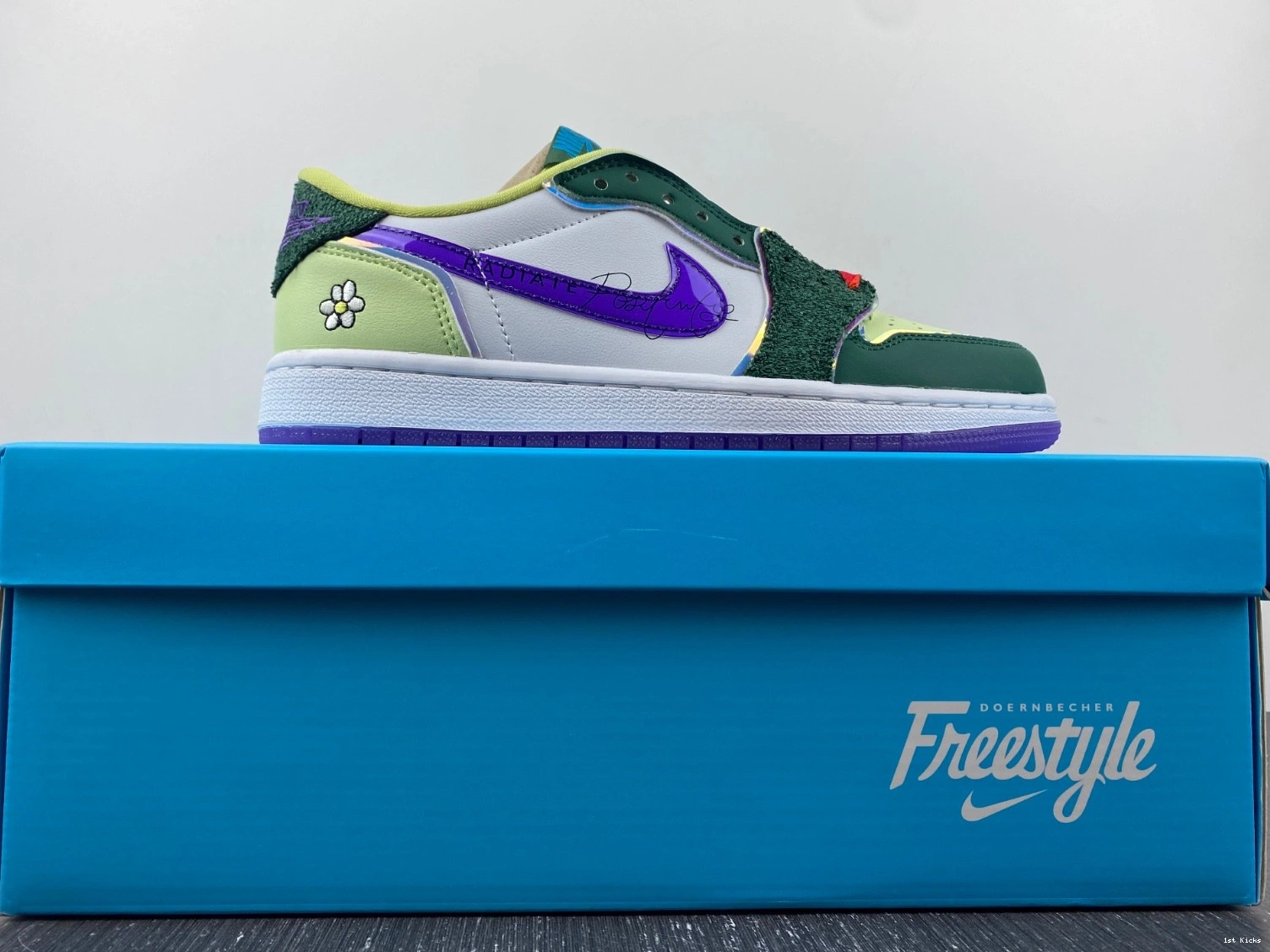 Low (2023) 1 FD9665-351 OG - Jordan Retro Doernbecher 1210